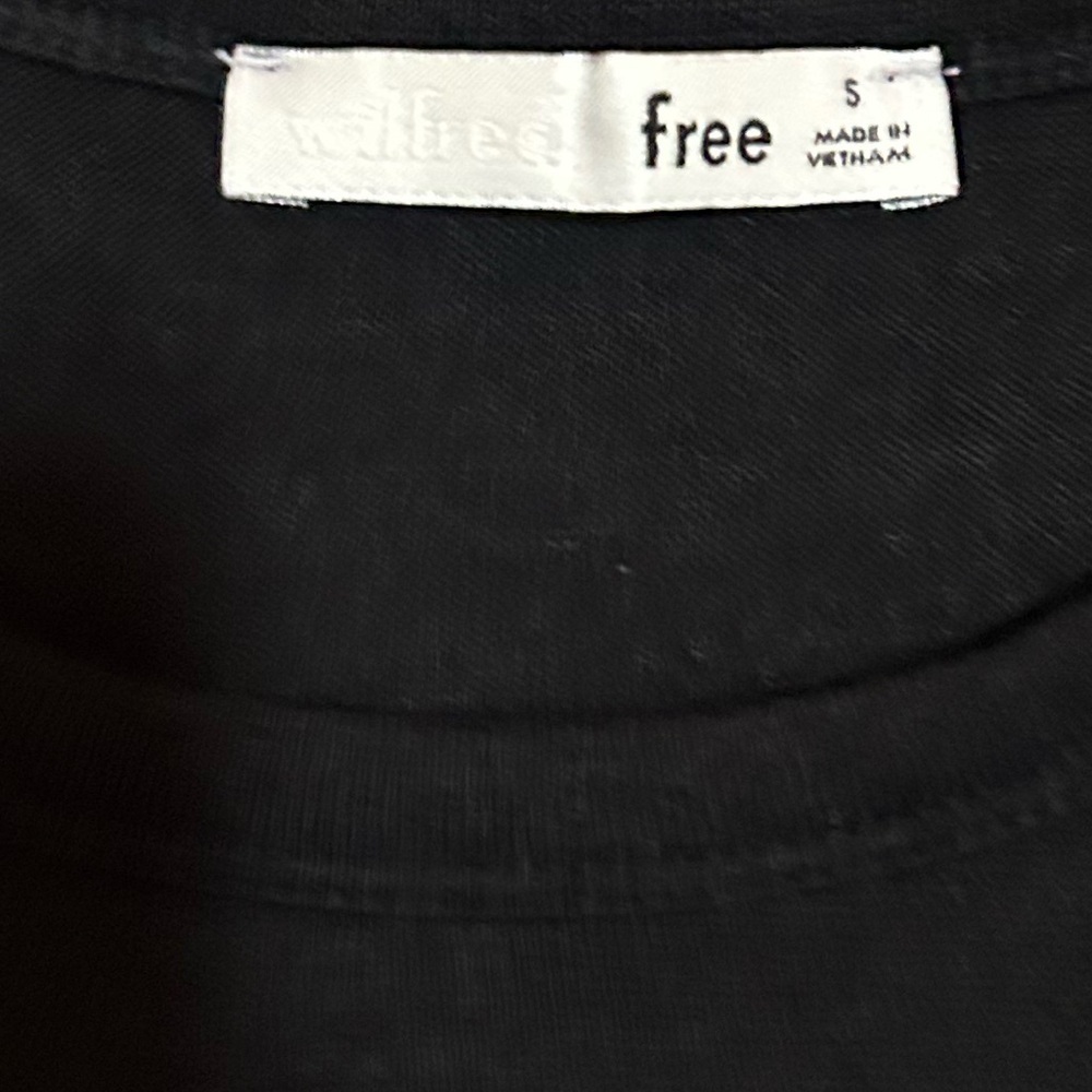 Aritzia Wilfred Free Asset Crewneck Cotton Basic Black Short Sleeve Tee T Shirt - Picture 6 of 6